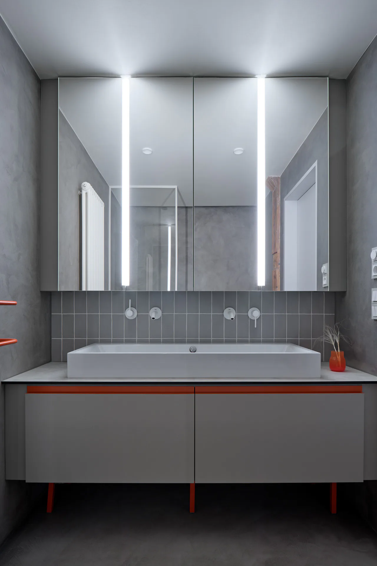 Badezimmer auf der unteren Ebene