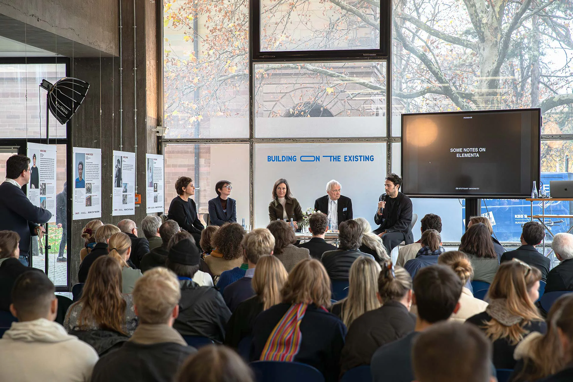 Zum Themenblock „Keep“ diskutierten Mona Farag (Christ & Gantenbein), Pablo Garrido Anaiz (Parabase), die Moderatorin Dorothee Riedle (IÖB), der Architekt Hermann Czech und Bie Plevoets (Universität Hasselt).