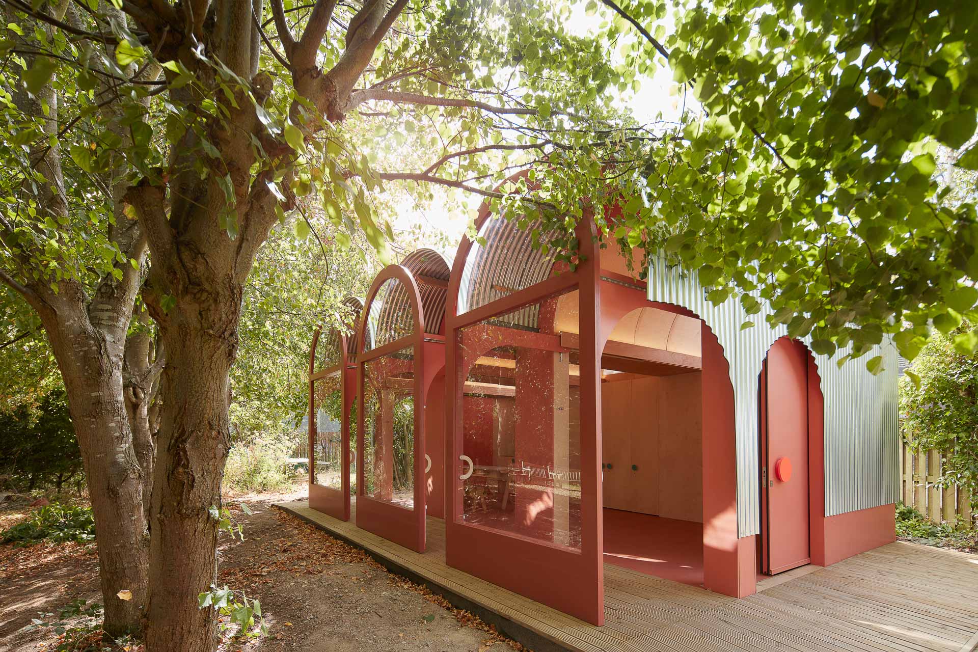 The Blooming Shed ist ein Zufluchtsort für Patienten und Mitarbeiterinnen des Chase Farm Krankenhauses in Enfield.