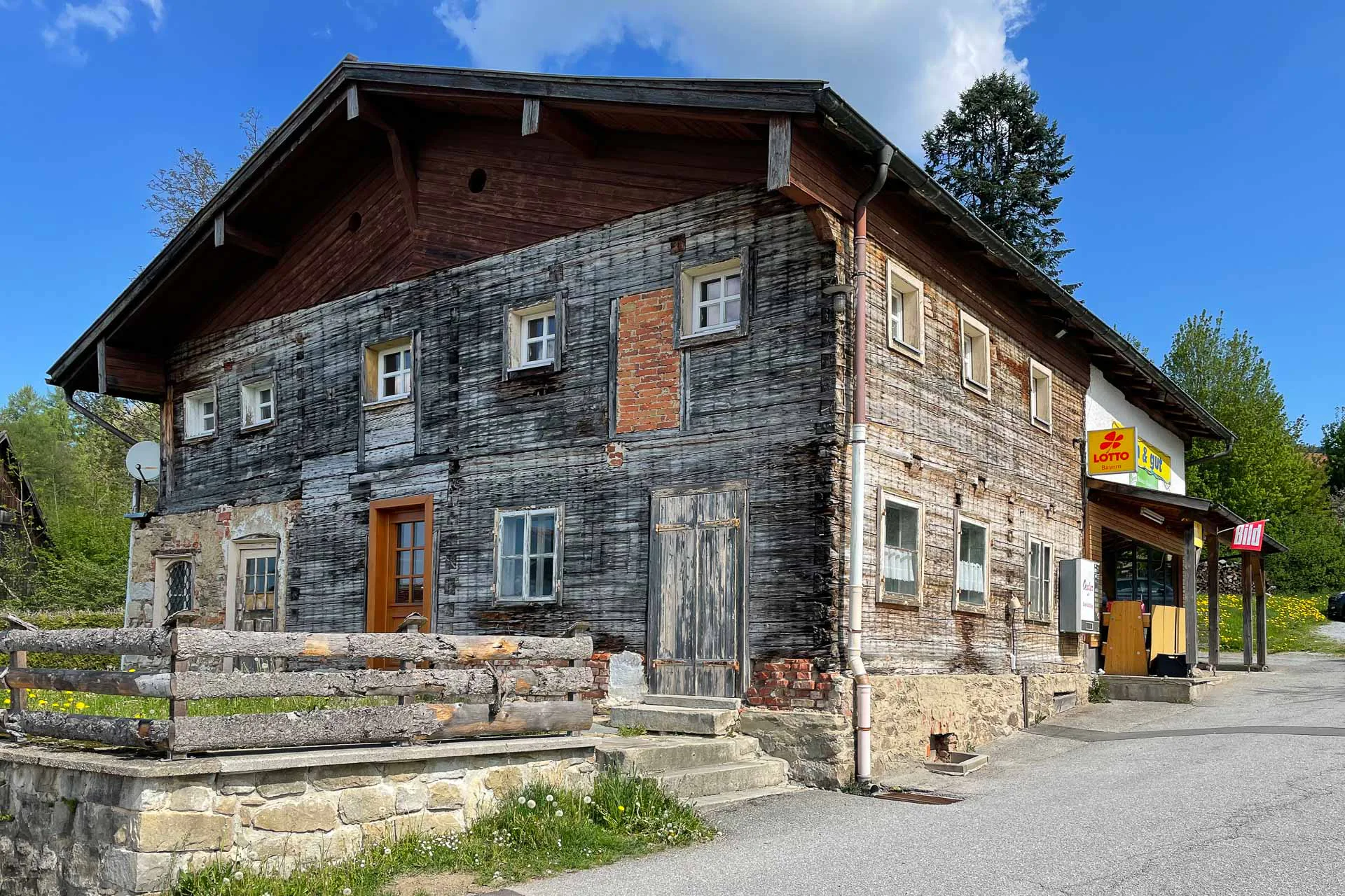 Grundsätzlich gilt: Je länger Holzbauten genutzt werden, desto besser für das Klima.