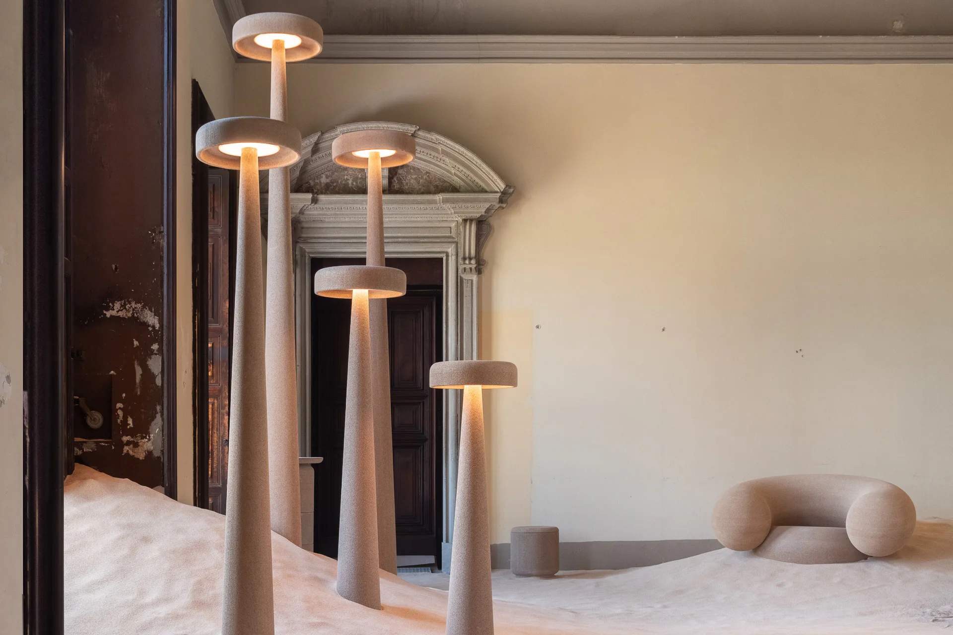 Zur Milan Design Week 2024 stellte Additive Tectonics gemeinsam mit dem Südtiroler Desginer Harry Thaler die Kollektion „Printed Nature“ vor.