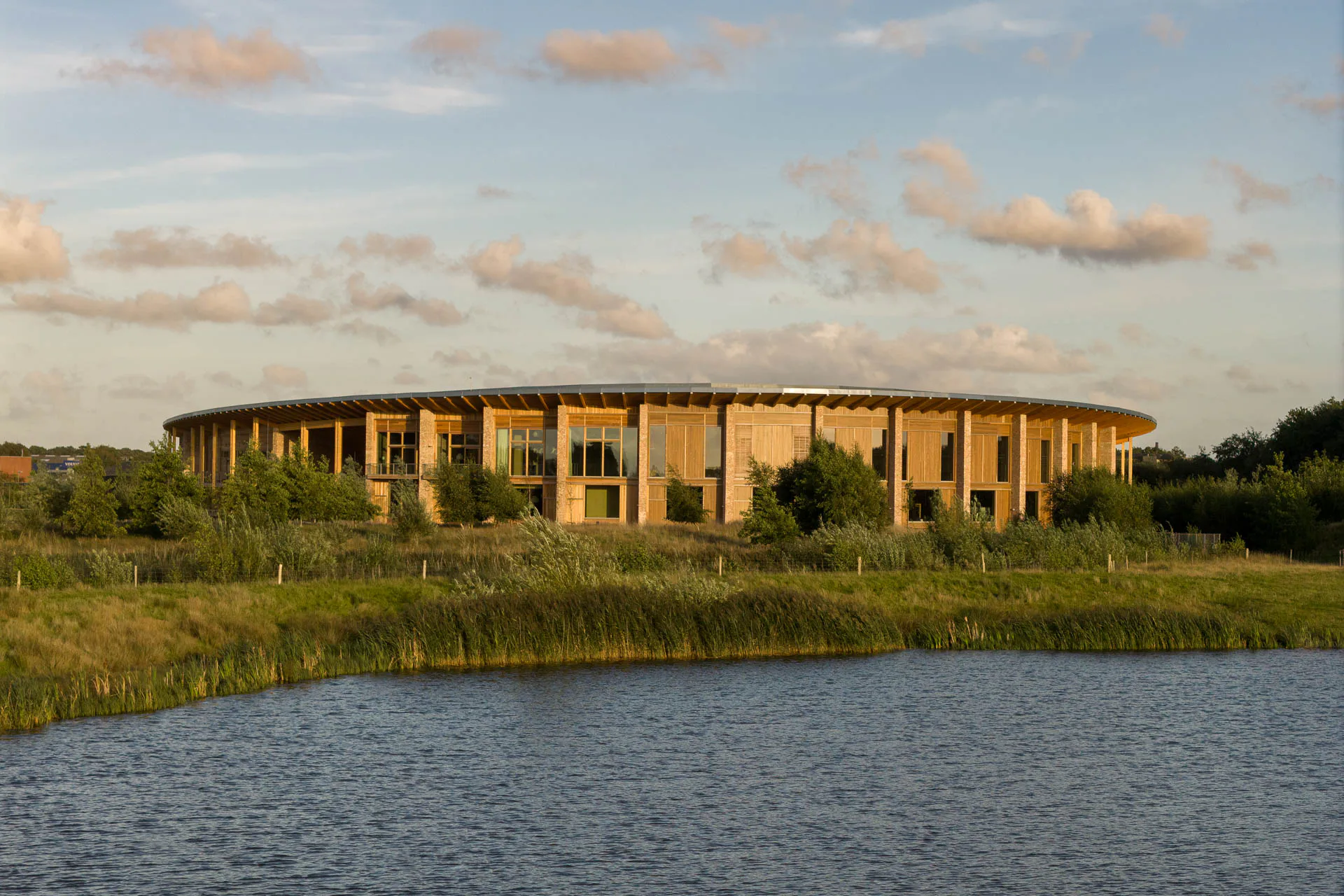 Für das Crafts College in Herning erhielt das Büro Dorte Mandrup einen Preis beim Holcim Foundation Awards 2025.