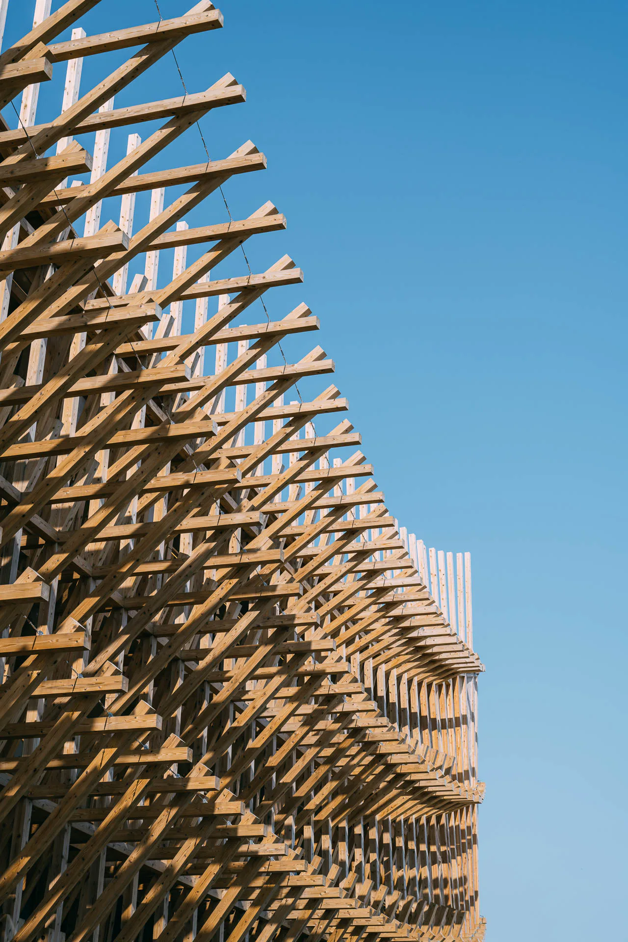 Bahrain Pavilion, Expo Osaka (2025): Im Herstellungsprozess drückte sich der Stolz der japanischen Handwerksbetriebe aus.
