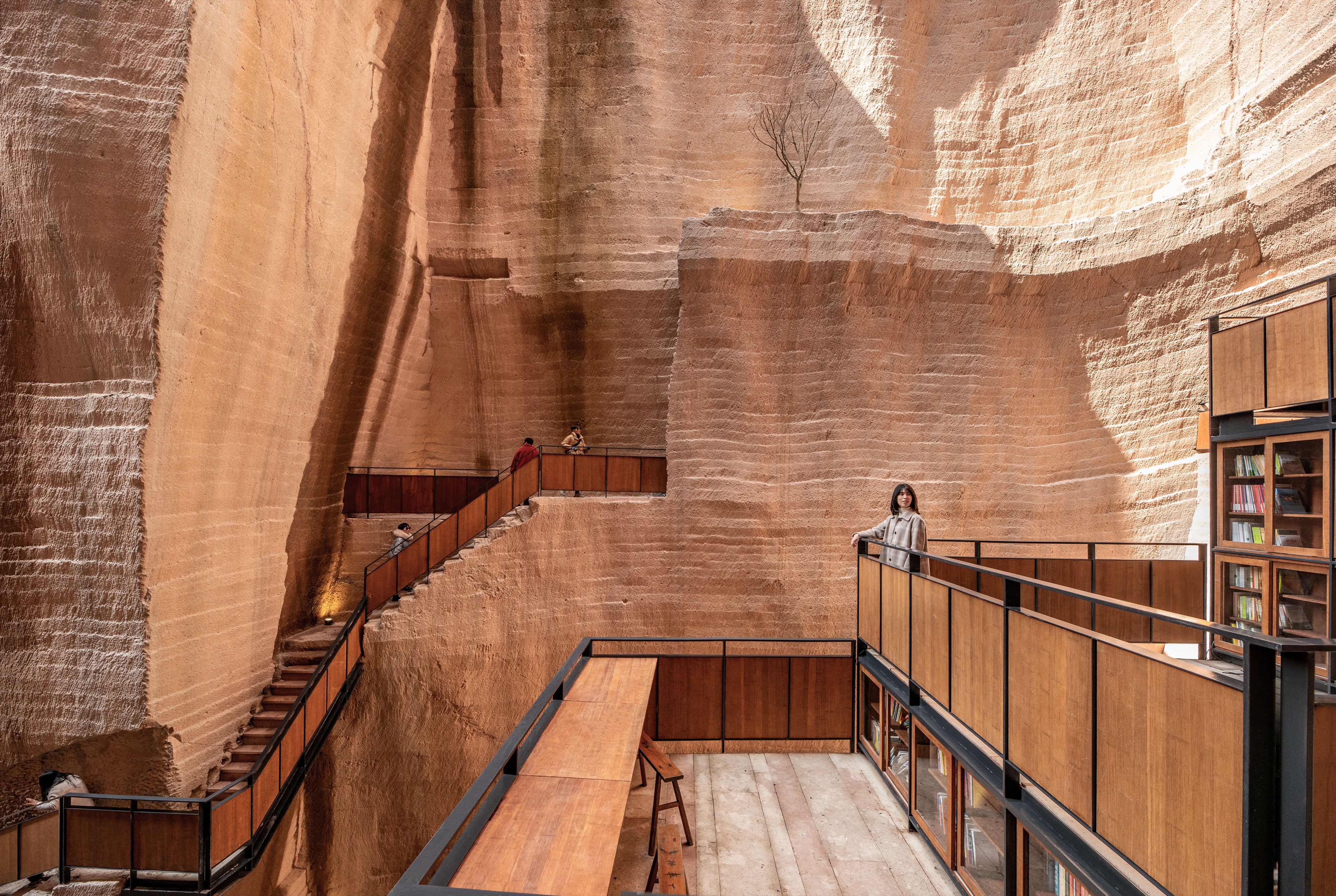 Architects of the Year: DnA Design and Architecture verwandelten in ihrem Projekt Quarry#9 einen Steinbruch in Lishui City in einen Veranstaltungsort.