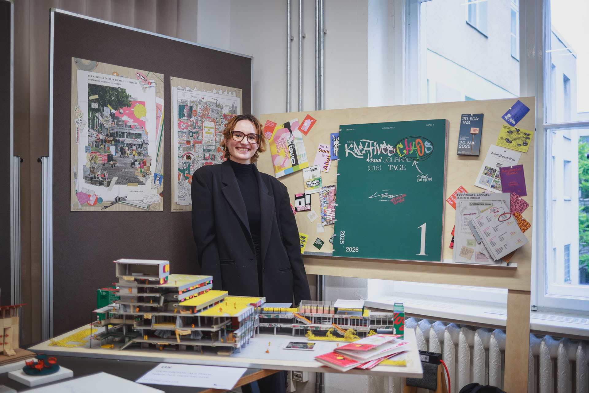 Fitore Delija entwickelte ihre Masterthesis „Geschichte als Haus | Haus als Geschichte“ an der TU Darmstadt mit ihrer betreuenden Professorin Elke Reichel.