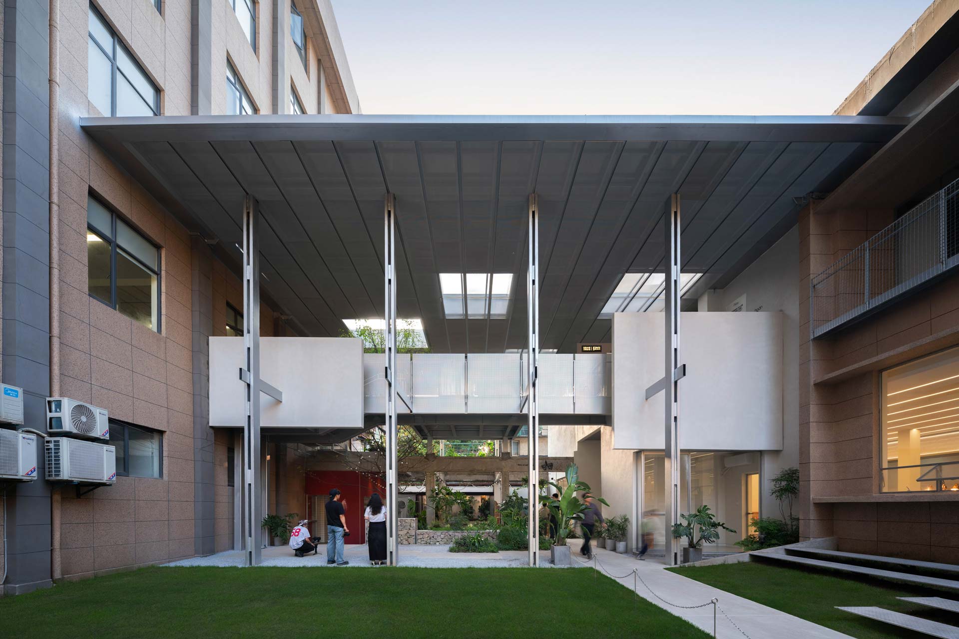 Kafka Oasis – 66 Park, entworfen vom Hubei Architectural Design Institute Co., Ltd. und weshare Co., Ltd., Wuhan, China 2026, Best of Best ICONIC AWARDS 2026.