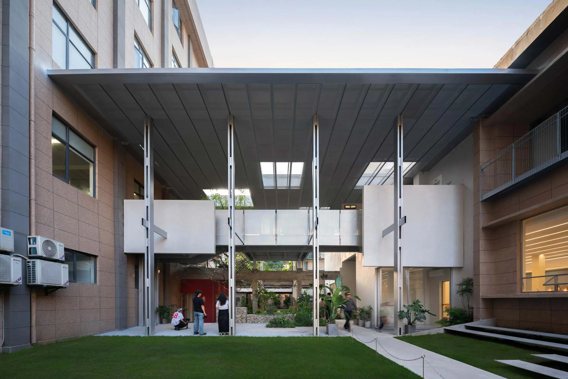 Kafka Oasis – 66 Park, entworfen vom Hubei Architectural Design Institute Co., Ltd. und weshare Co., Ltd., Wuhan, China 2026, Best of Best ICONIC AWARDS 2026.