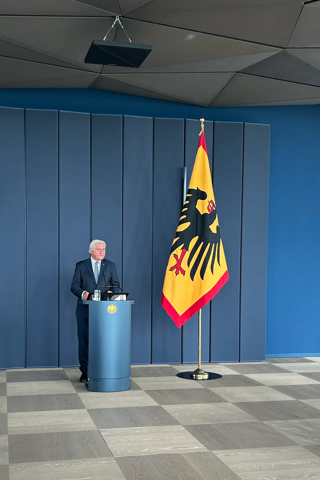 Ansprache des Bundespräsidenten in den repräsentativen Räumen im obersten Geschoss.