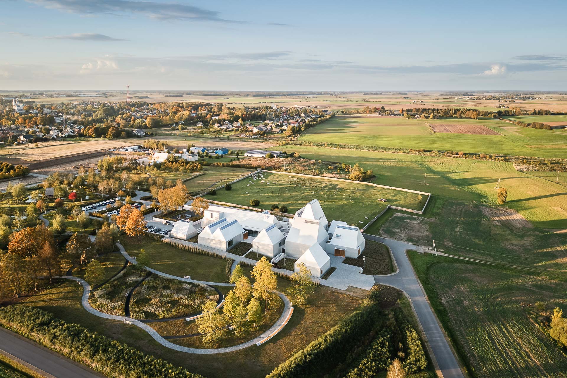 Luftaufnahme des Lost Shetl Museums von Südosten