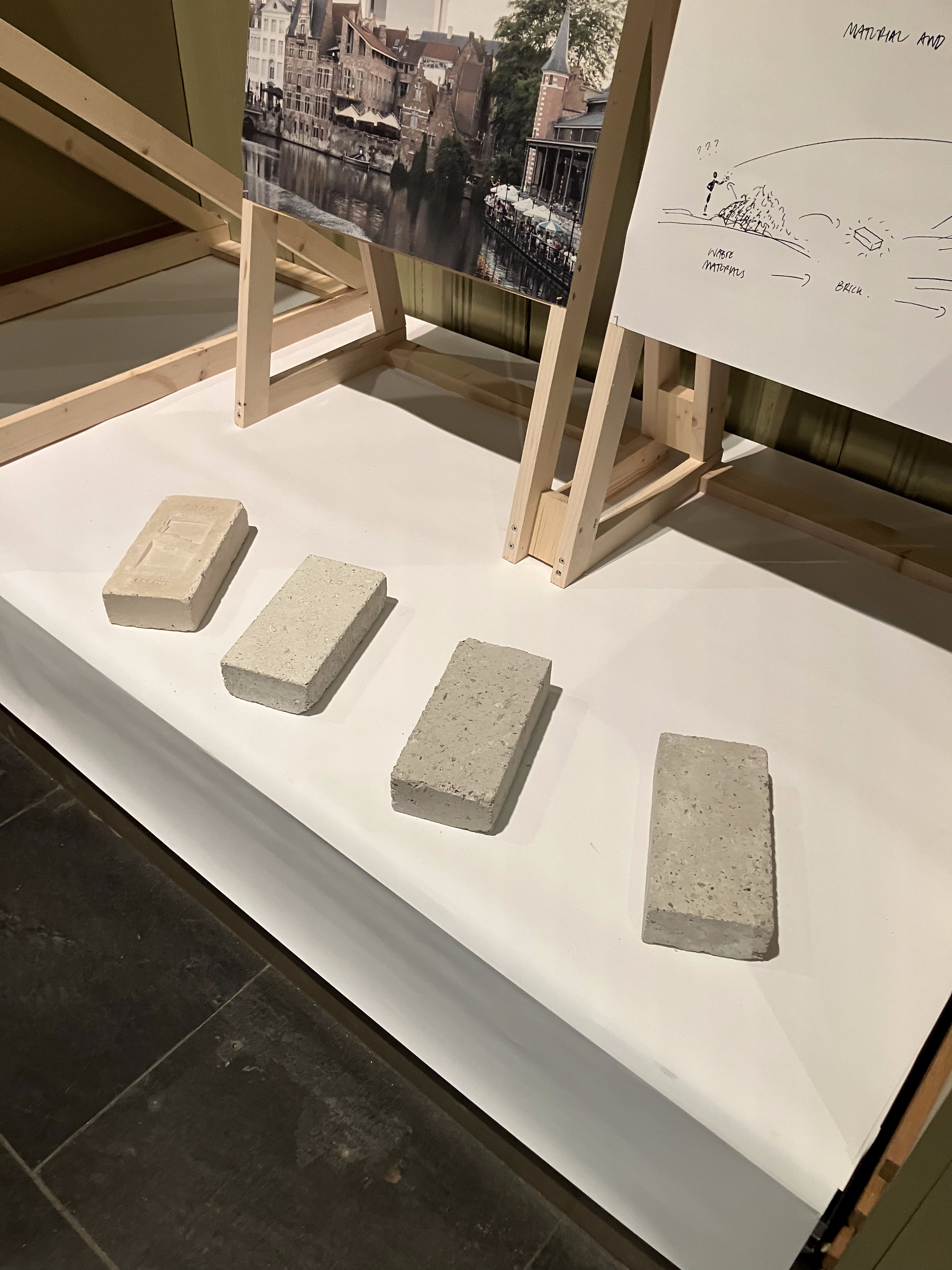 The Waste Brick consists of 63 per cent waste from the city of Ghent, mainly crushed concrete and glass.